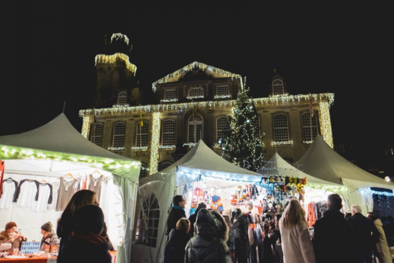 Deze kerstmarkten openen dit weekend in Nederland én België