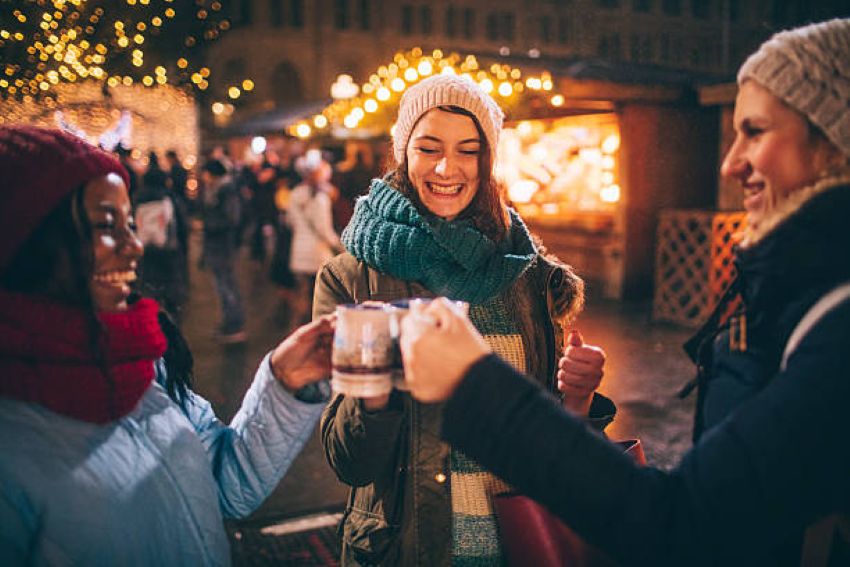 Winterse Warmte op een Kerstmarkt